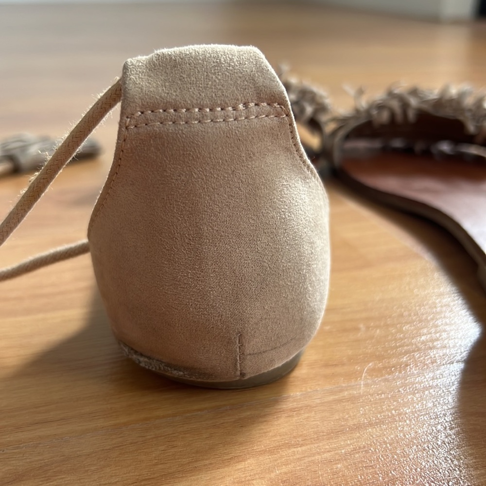 Fringe Tie Sandals Size 9.5 - Picture 3 of 6